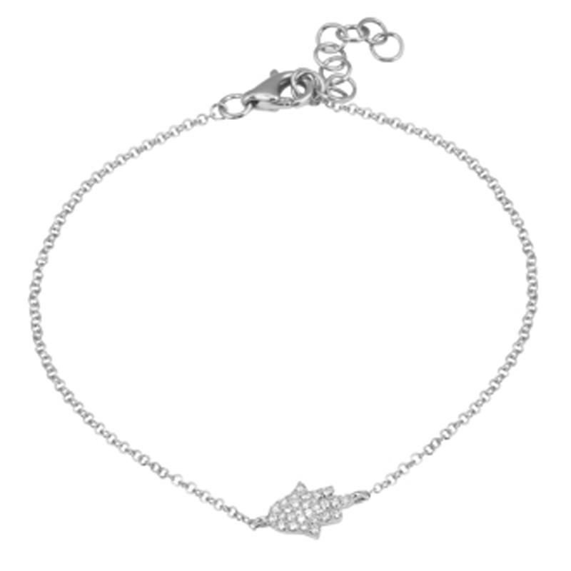 Elegant silver bracelet with arrow charm, featuring delicate chain and lobster clasp, perfect for adding a touch of style to any outfit.