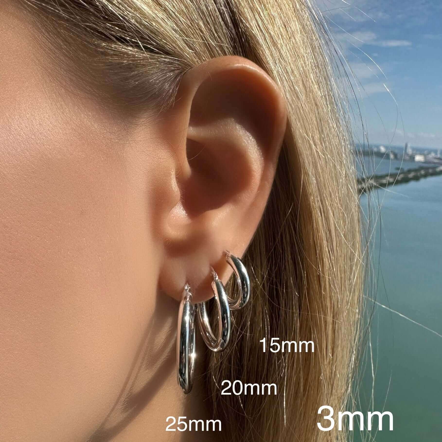 14K Gold Tube Hoop Earrings