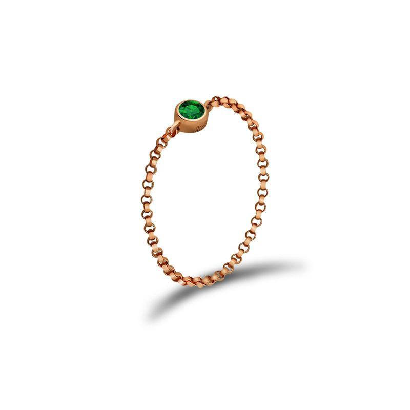 18K gold chain ring featuring a green birthstone, a perfect elegant accessory for personal significance and meaningful gifting.